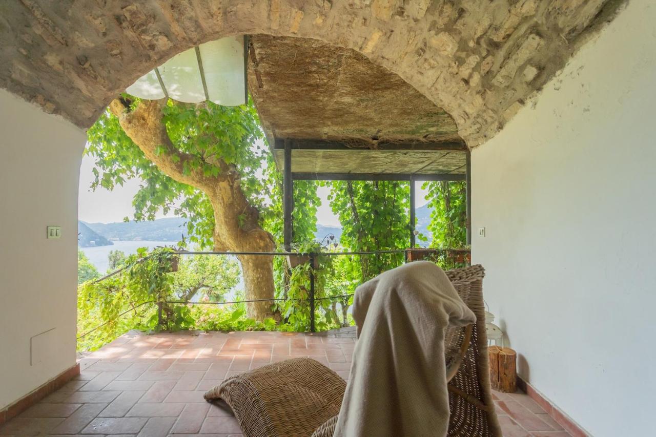 Simons Apartment With Amazing View By Rent All Como Blevio Exterior photo